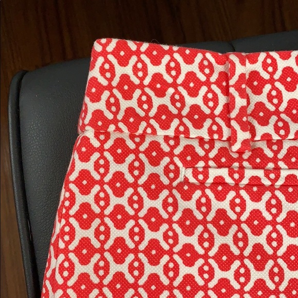 Women’s short - Picture 2 of 4